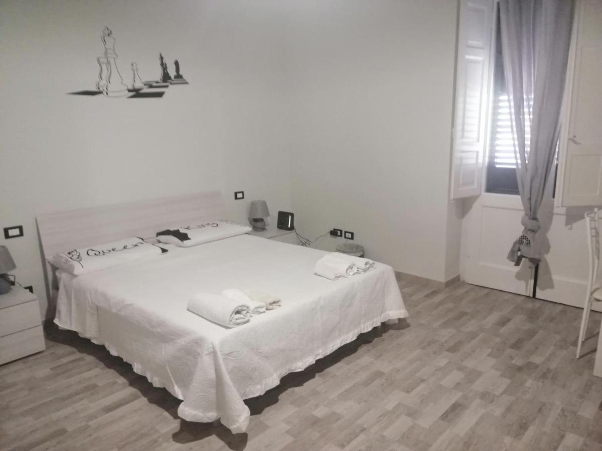 Scacco Matto Holiday House Таранто Екстер'єр фото