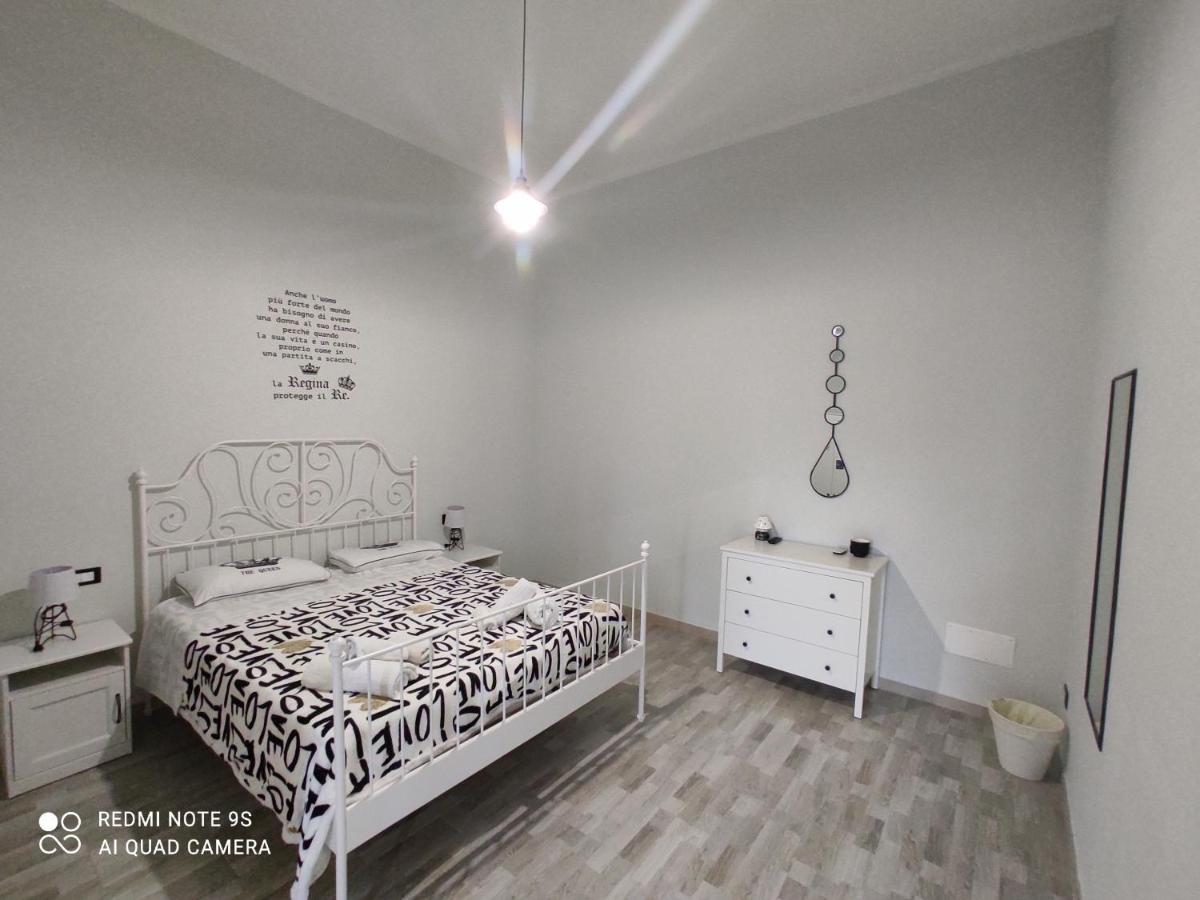 Scacco Matto Holiday House Таранто Номер фото