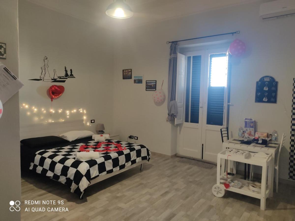 Scacco Matto Holiday House Таранто Екстер'єр фото
