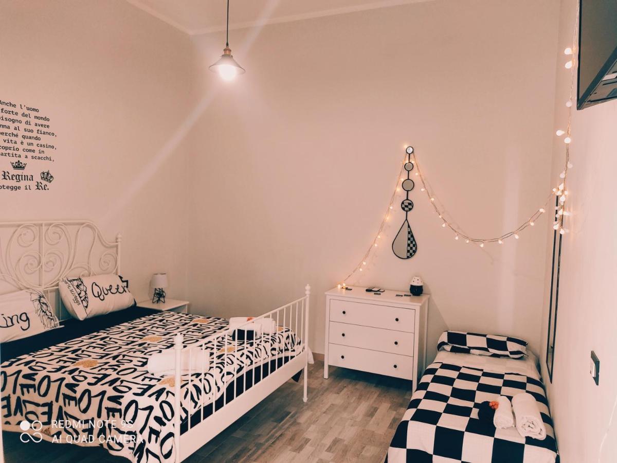 Scacco Matto Holiday House Таранто Екстер'єр фото